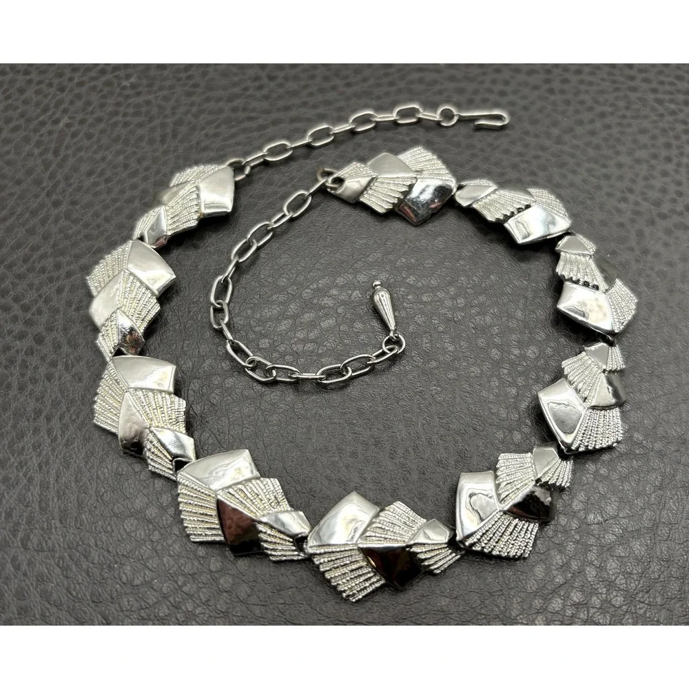Vintage Geometric Design Silver Tone Mod Panel Necklace Choker 14-17
